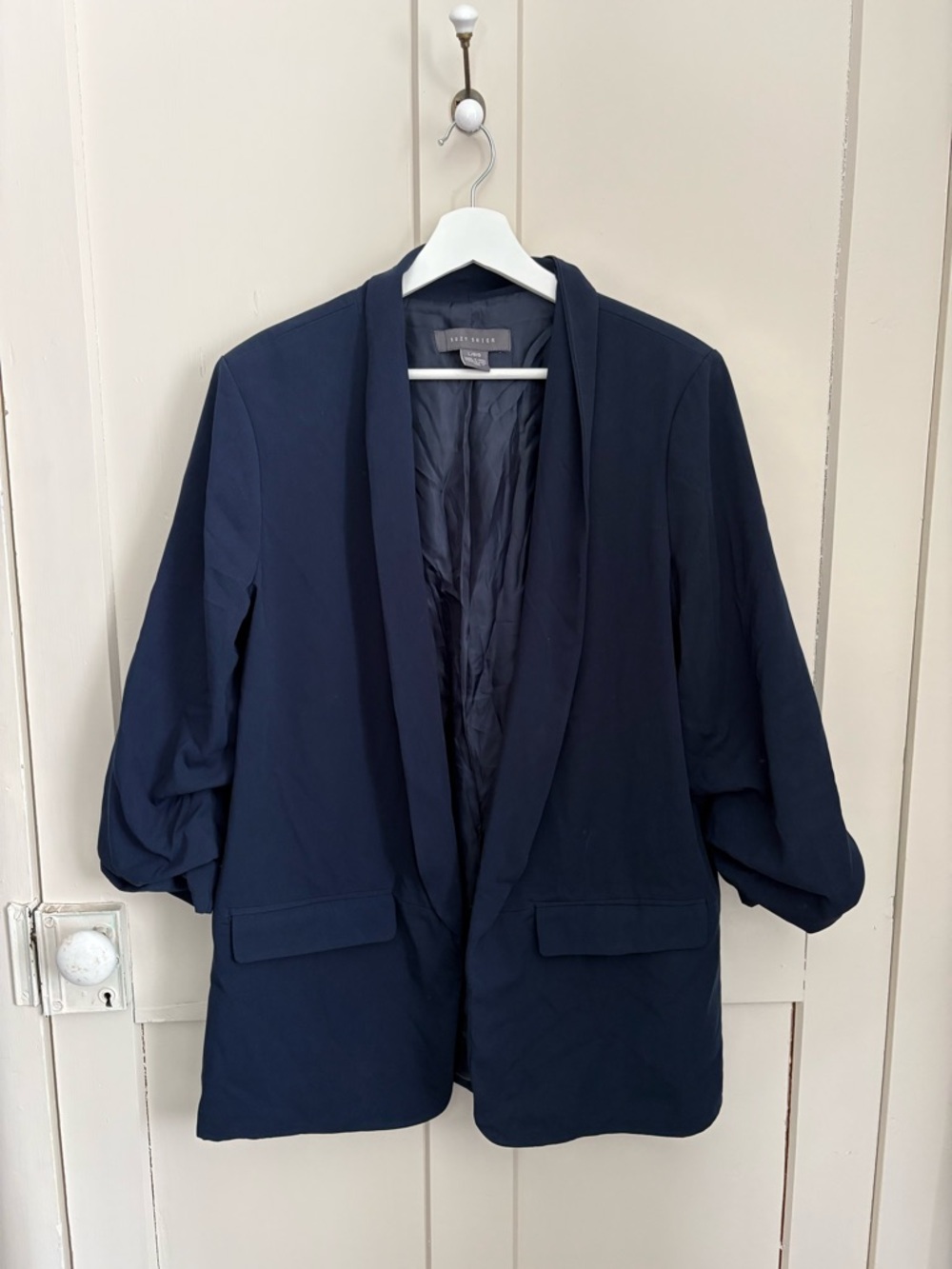 Suzy Shier navy blazer with ruched sleeves